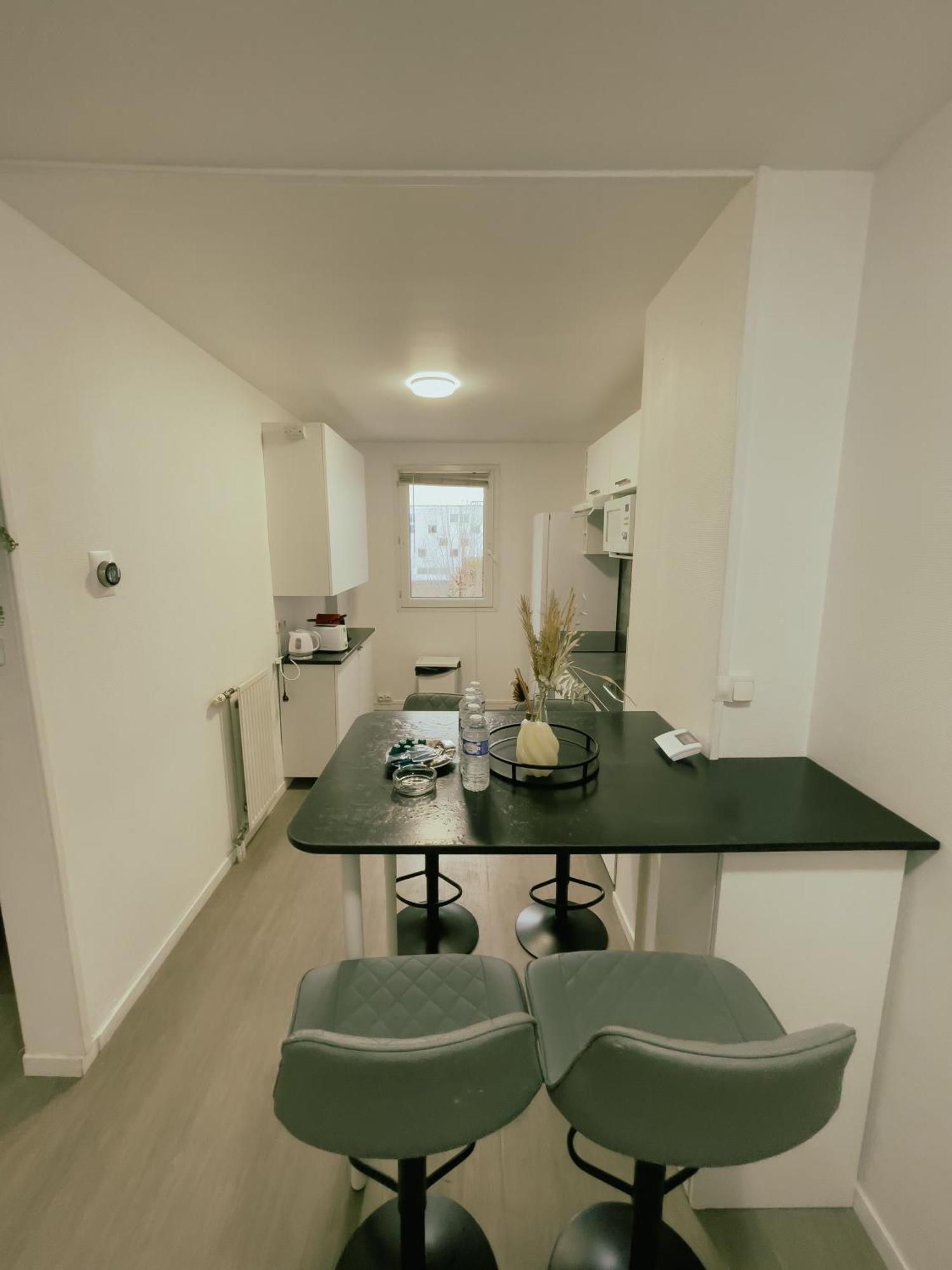 Appartement Proche U Arena Et La Defense Nanterre Esterno foto